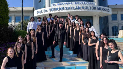 Zeki Müren Güzel Sanatlar Lisesi Çoksesli Korosu’ndan uluslararası başarı