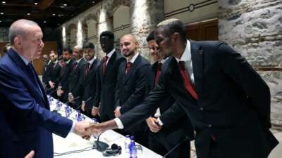 Cumhurbaşkanı Erdoğan, Galatasaray’ı kabul etti