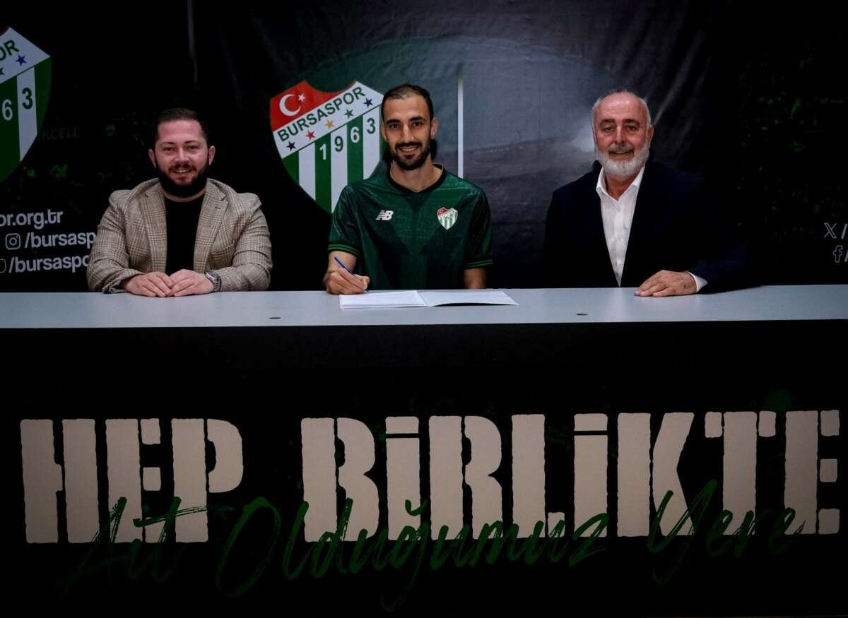 Alperen Babacan, Bursaspor’a imzayı attı