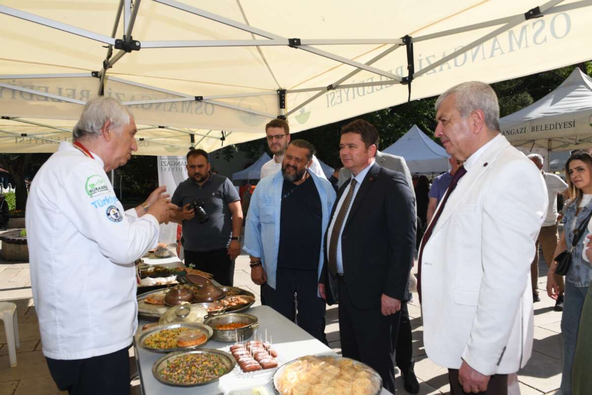 Asırlık tariflerle Bursa’nın lezzetleri Osmangazi’de tanıtıldı