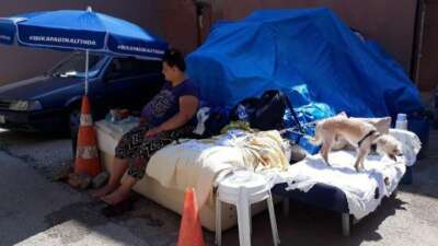 Babasının reddettiği kızıyla sokaklarda yaşadı, tek isteği DNA testi