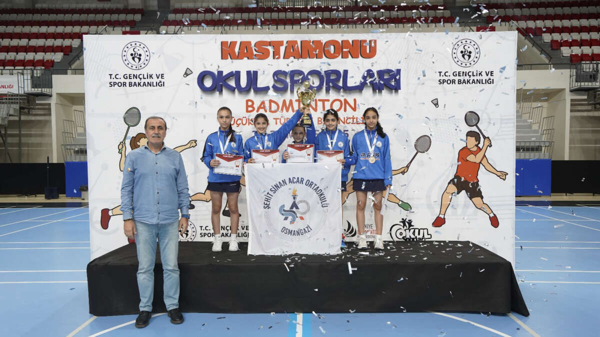 Osmangazi’nin Raketleri Zirvede: Namağlup Şampiyonluk!