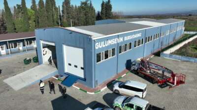 Bursa’da açılışa özel 10 bin bidon gübre hazırlandı