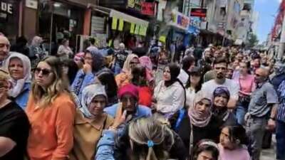 Bursa’da çekiliş izdihamı