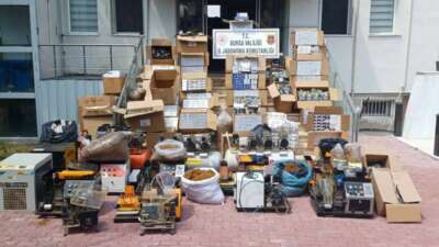 Bursa'nın Gemlik ilçesinde kaçak sigara