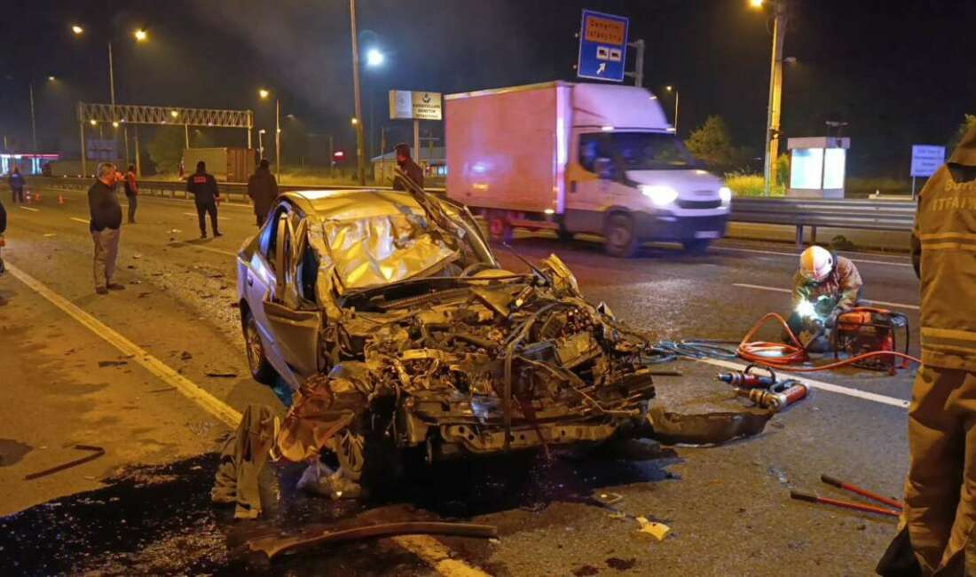 Bursa’da otomobil kamyonun altına girdi, sürücü ağır yaralandı Bursa'nın İnegöl ilçesinde kamyonun