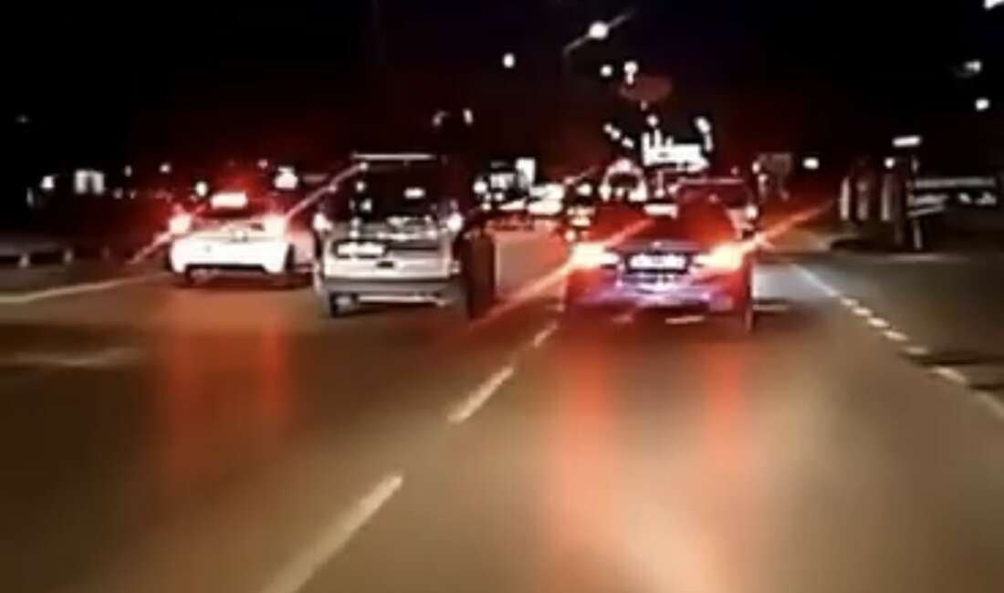 Saniyelerle yarıştı: Bursa’da trafikte tehlikeli anlar Bursa’da seyir halinde olan