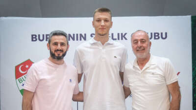 Bursaspor, genç kaleci Kerem Matışlı ile sözleşme uzattı