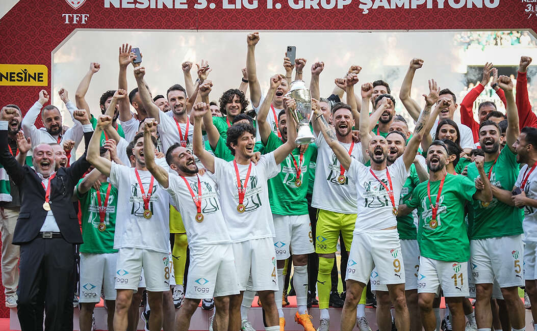 Bursaspor’da 8 futbolcunun sözleşmesi sona eriyor TFF 2. Lig için