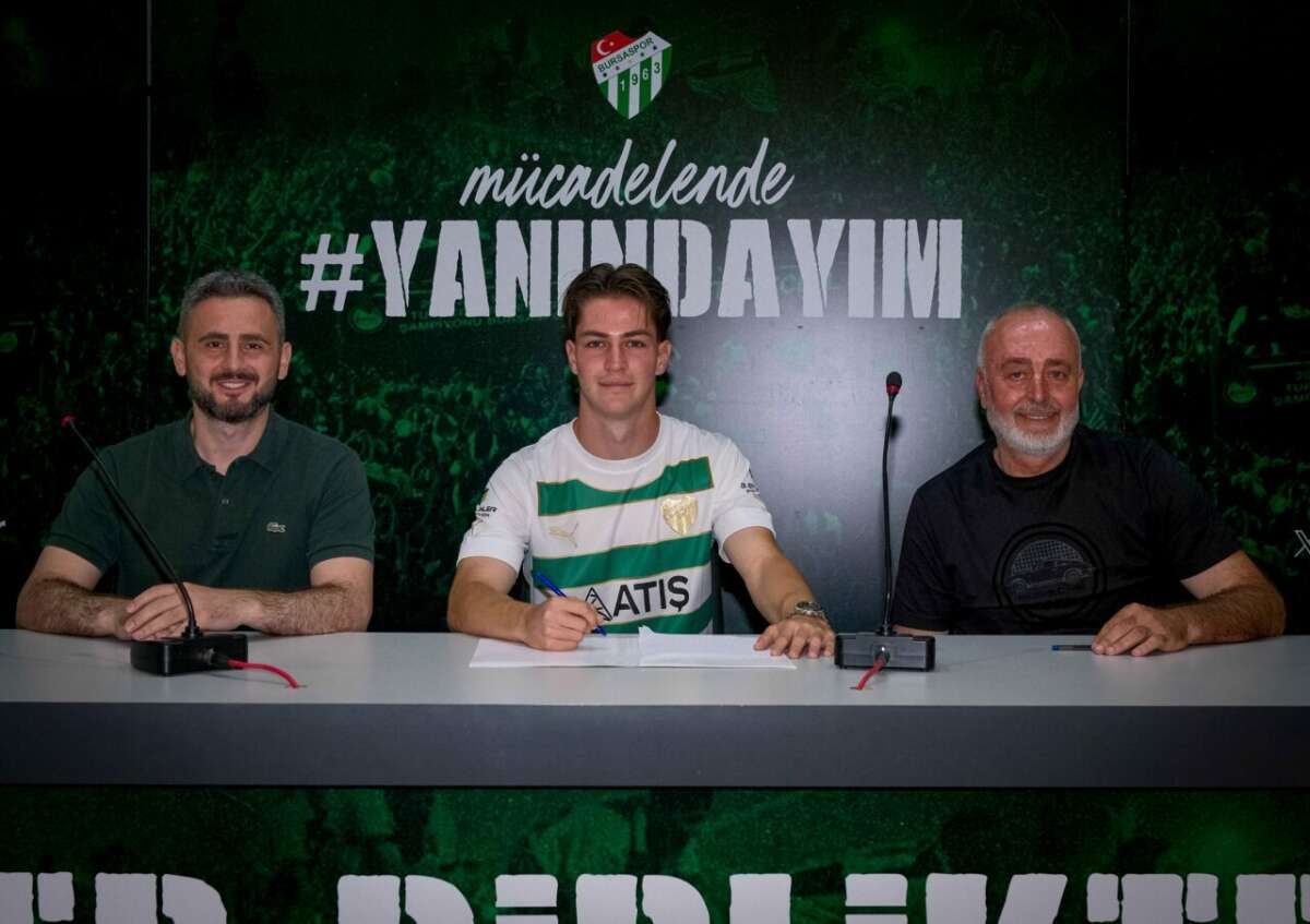 Bursaspor’da genç imza: Ahmet Efe Çakmakkaya