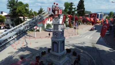 Can ve Canan leylek yuvalarına geldi