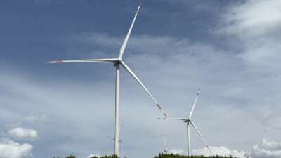 Cumhurbaşkanı Erdoğan startı verdi, Sakarya’daki rüzgar türbinleri dönmeye başladı