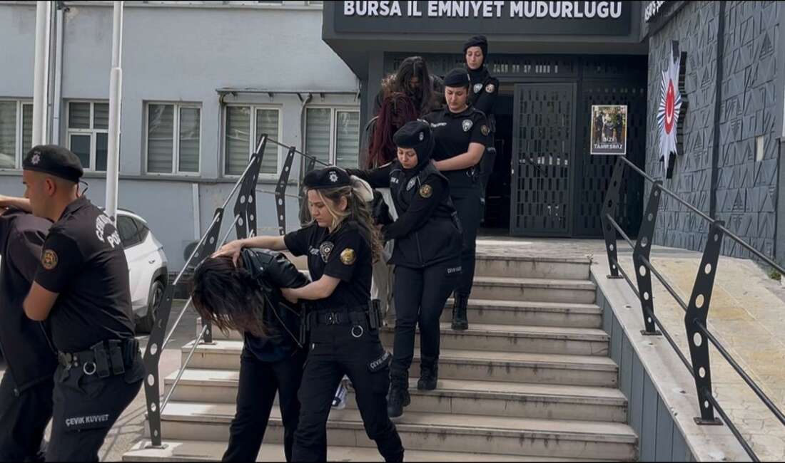 Bursa'da vatandaşların cep telefonlarına