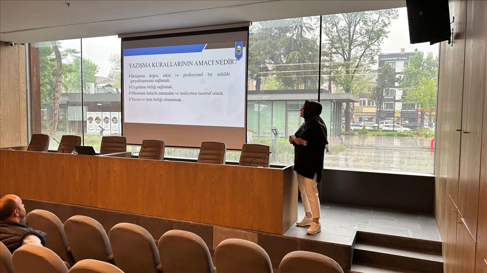 İnegöl Belediyesi’nde kurum içi eğitimler sürüyor İnegöl Belediyesi, kurum içi