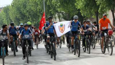 İnegöl’de pedallar temiz gelecek için döndü