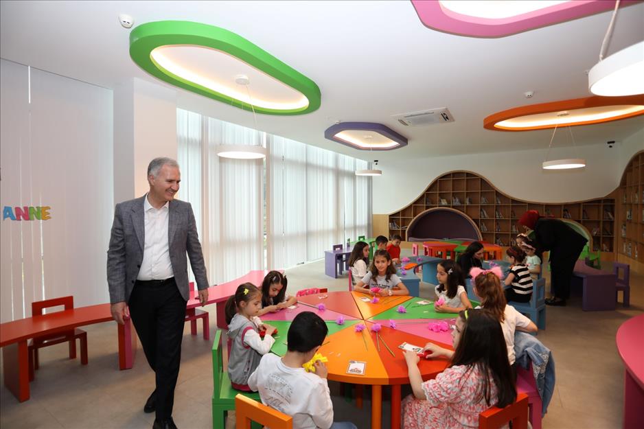 Miniklerden annelerine anlamlı sürpriz
