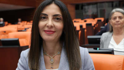 Nurhayat Altaca Kayışoğlu: “Üretici çöküyor, sanayici çöküyor, iktidar izliyor”