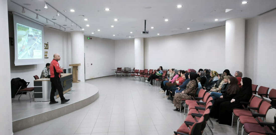 OSMEK kursiyerlerine çevre bilinci eğitimi Osmangazi Belediyesi İklim Değişikliği