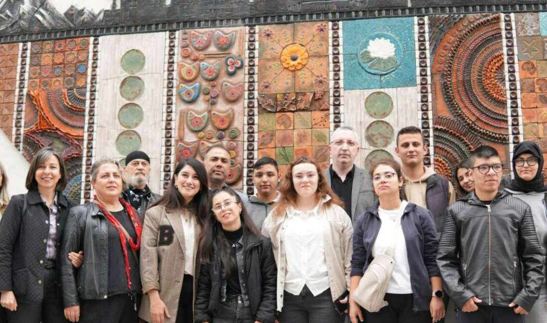 Bursa'da özel gereksinimli gençlerin