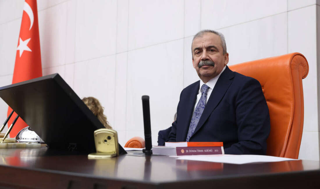 Sırrı Süreyya Önder hayatını kaybetti Türkiye Büyük Millet Meclisi