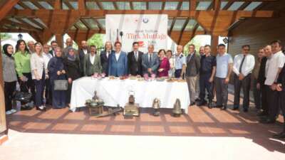 Başkan Özel: “Tarihi Lezzeterimizi Fastfood’a mahkum etmeyeceğiz”