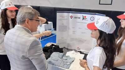  Bursa'da Turhan Tayan Anadolu Lisesi,