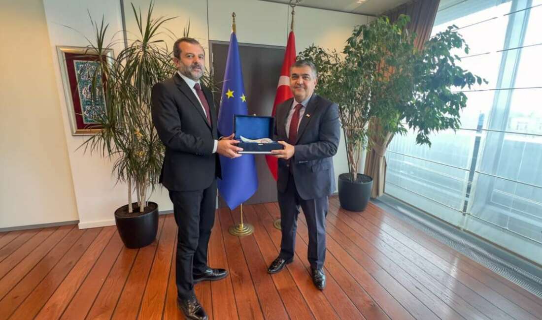 Gençlik çalışmaları ile ilgili