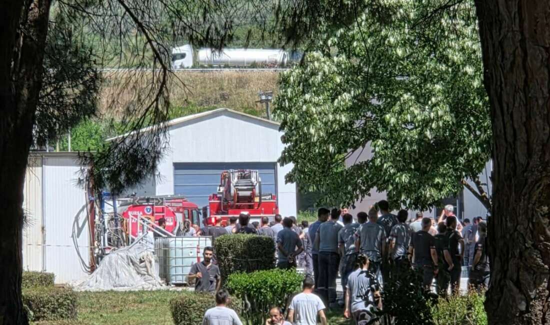 Yat fabrikasındaki yangın paniği Bursa'nın Orhangazi ilçesinde faaliyet