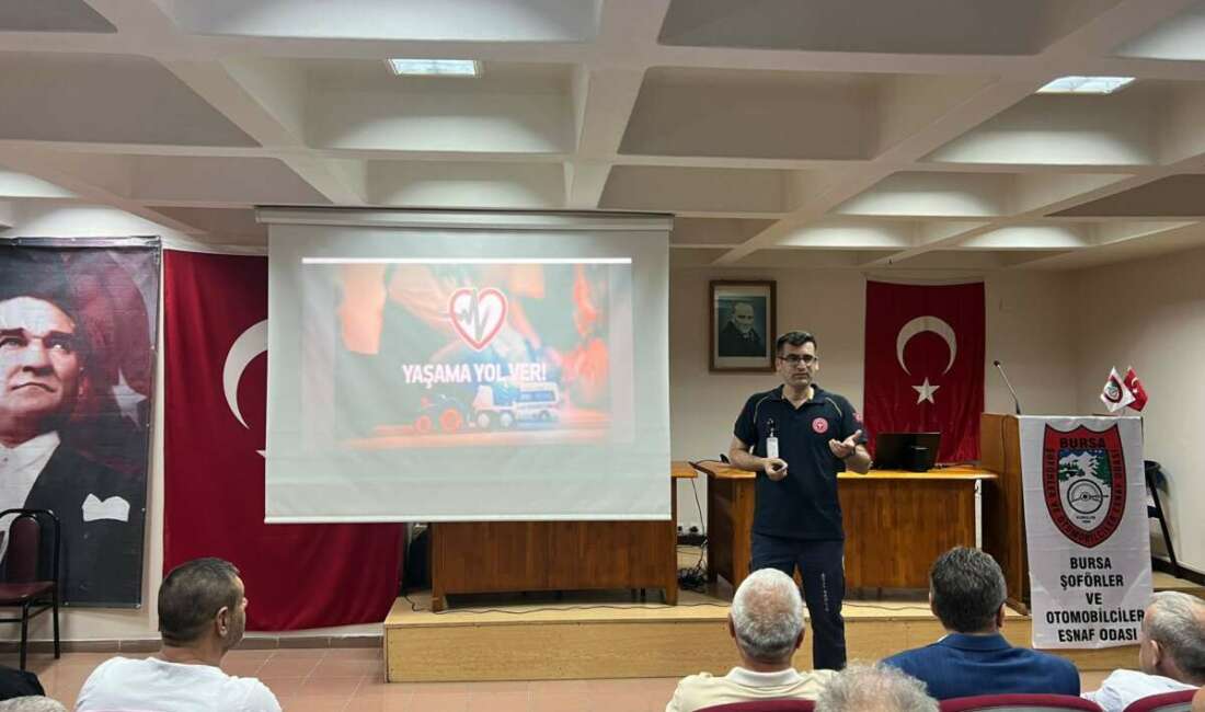 Ticari araç sürücülerine fermuar sistemi anlatıldı Bursa İl Sağlık Müdürlüğü tarafından,