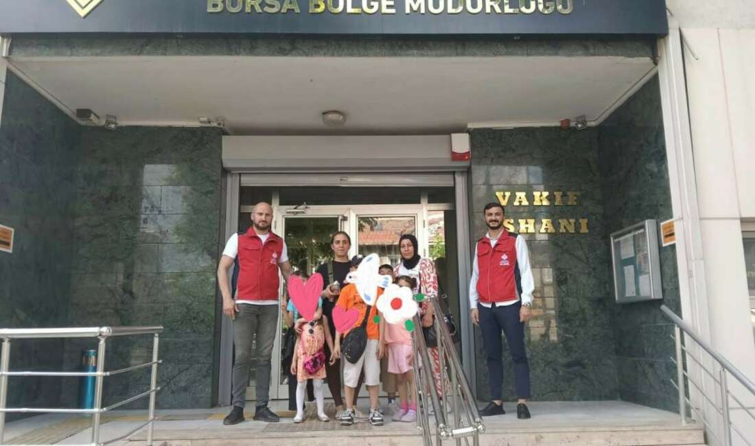 Yetim çocuklara bayramda giyim desteği Kültür ve Turizm Bakanlığı