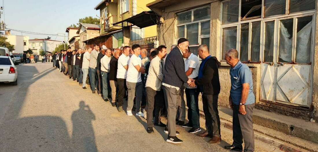2 asırdır süren gelenek bu bayram da bozulmadı Bursa'nın Mustafakemalpaşa ilçesin Yamanlı