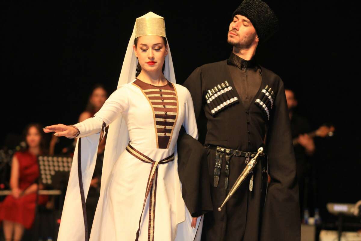 Bursa’da Çerkes şöleni nefes kesti