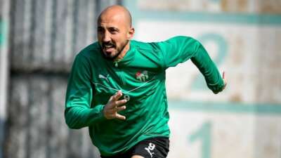  Aliağa FK, Ahmet İlhan Özek’le ilgileniyor