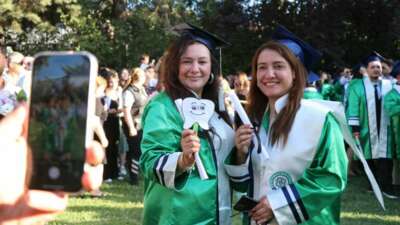 Anne-kız aynı anda mezun oldu, şimdi klinik açacaklar