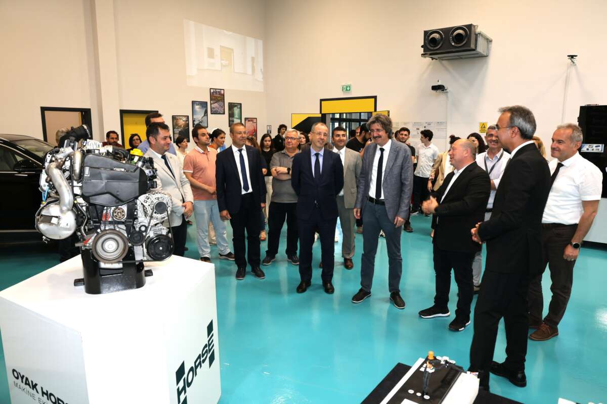  BUÜ ve OYAK HORSE işbirliğiyle hibrid araç teknolojileri alanı açıldı