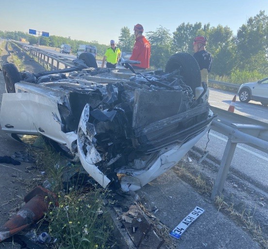  Balıkesir-Bursa kara yolunda trafik kazası: 2 yaralı