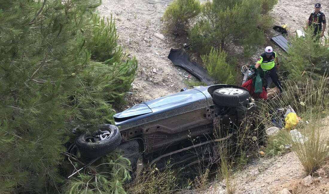 Balıkesir-Bigadiç kara yolunda otomobilin