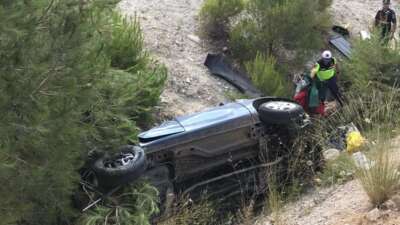 Balıkesir-Bigadiç kara yolunda otomobilin şarampole