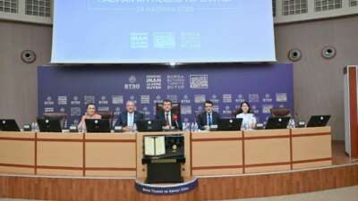 Başkan Burkay: “İş dünyasının önünü açacak projeleri üretmek zorundayız”