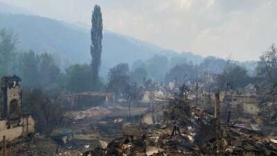 Bilecik’te 3 gündür devam eden yangın yağmurun etkisiyle kısmen kontrol altına alındı