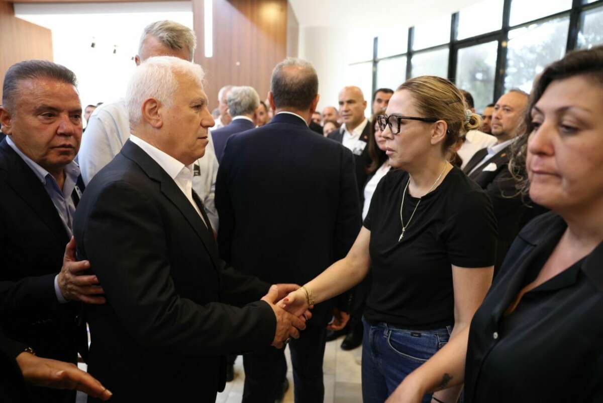 Bozbey, Zeyrek’in cenazesinde: “Onu dürüstlüğüyle hatırlayacağız”