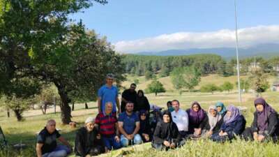 Bursa’da Gököz Köyü’nün yalnız çınarları, bir araya geldi