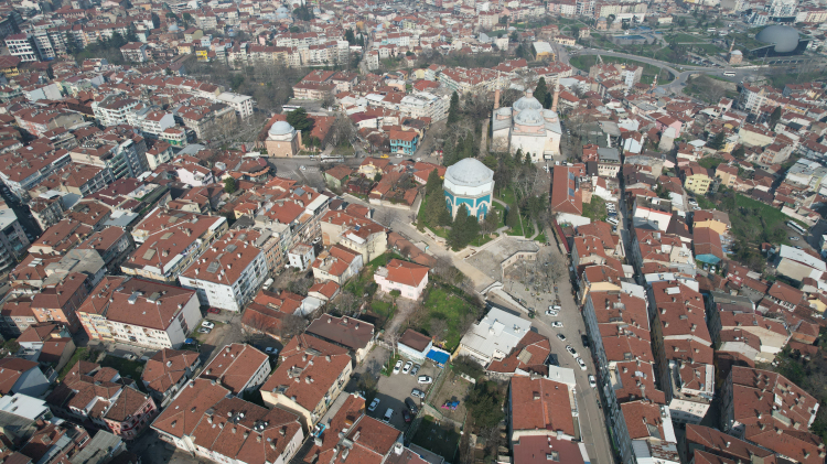 Bursa’da Yeşil’den Emirsultan’a maneviyat yüklü yolculuk başlıyor