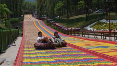 Çocuklar hem okudu hem eğlendi