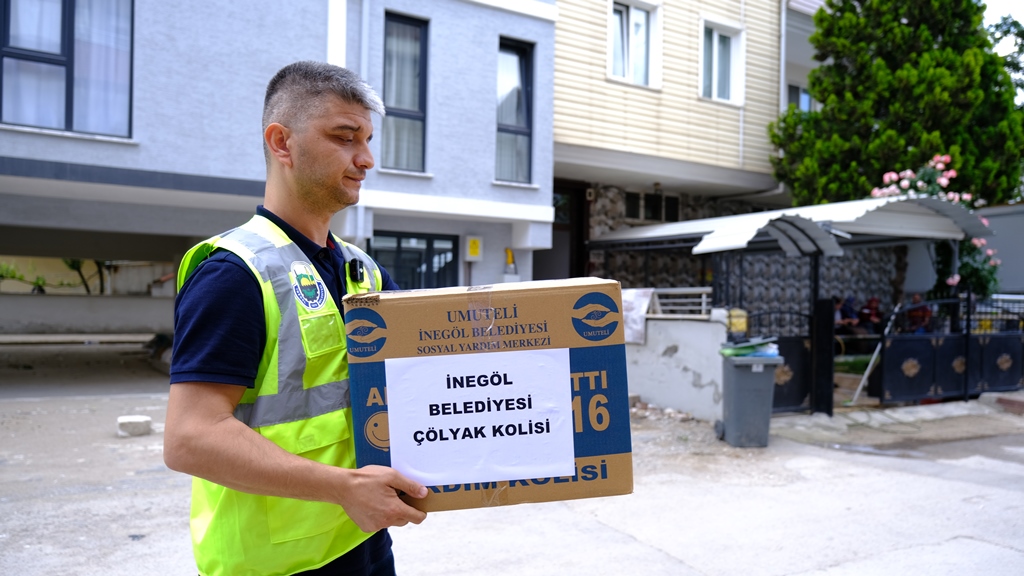 İnegöl Belediyesi’nden bayram öncesi gönül köprüsü
