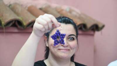 Kadınlar ürettikleri anahtarları kadınlara hediye ediyor