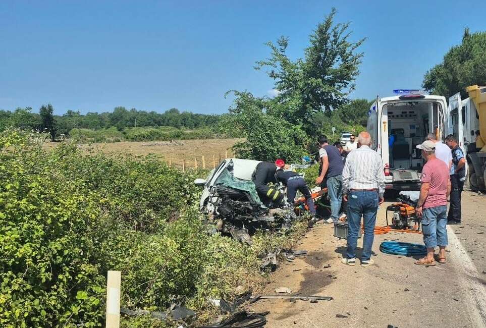 Karacabey’de trafik kazası: 1 ağır yaralı Bursa’nın Karacabey ilçesinde kamyon