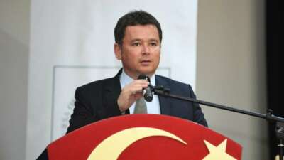 Osmangazi’deki basketbol sahaları Bursaspor ruhuyla güzelleşecek