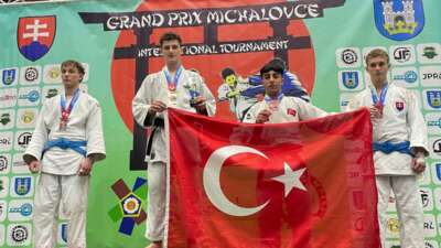 Osmangazili judoculardan tarihi başarı