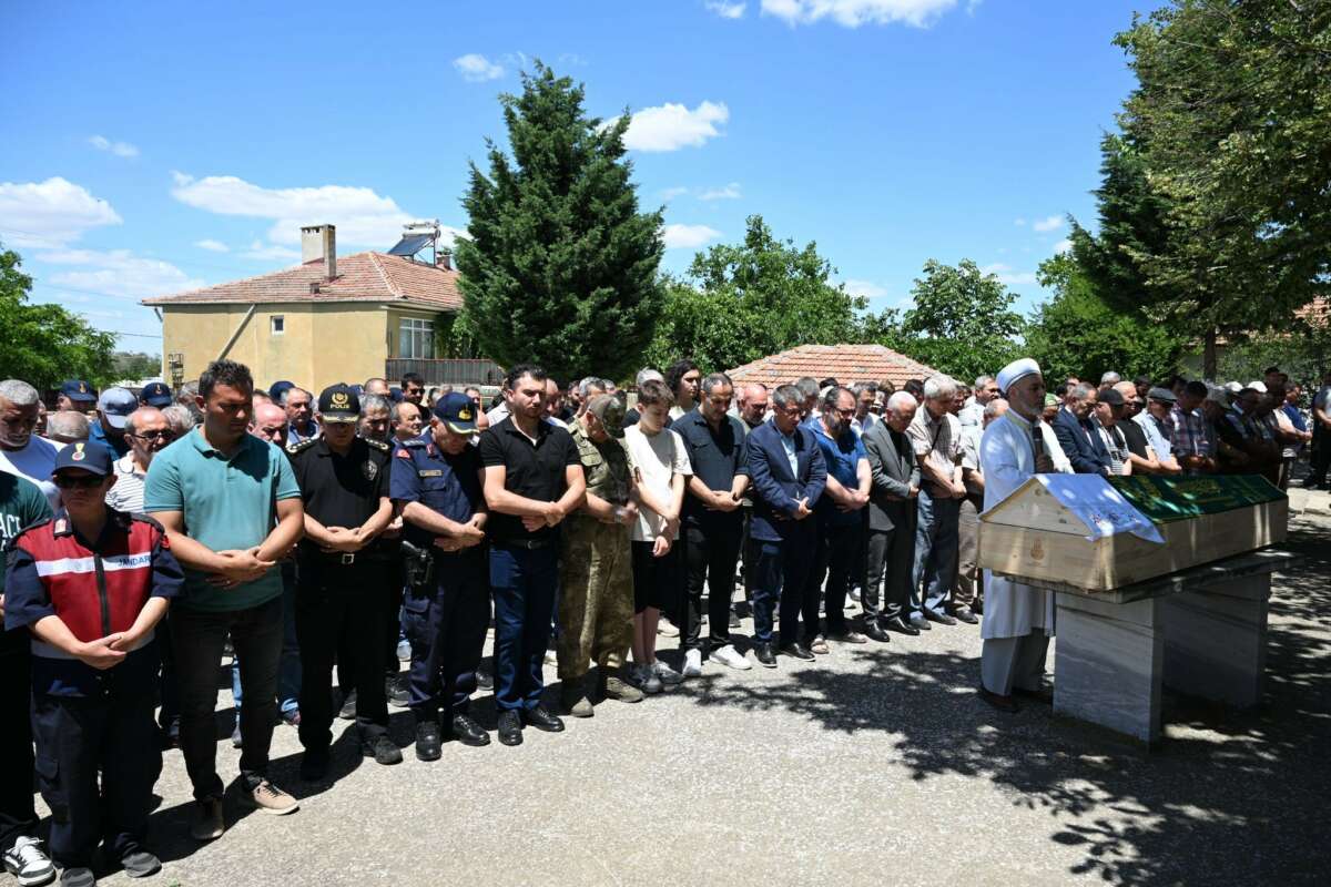  Şehit babası Babaeski’de son yolculuğuna uğurlandı